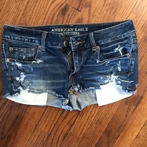 American Eagle size 6 jean shorts.